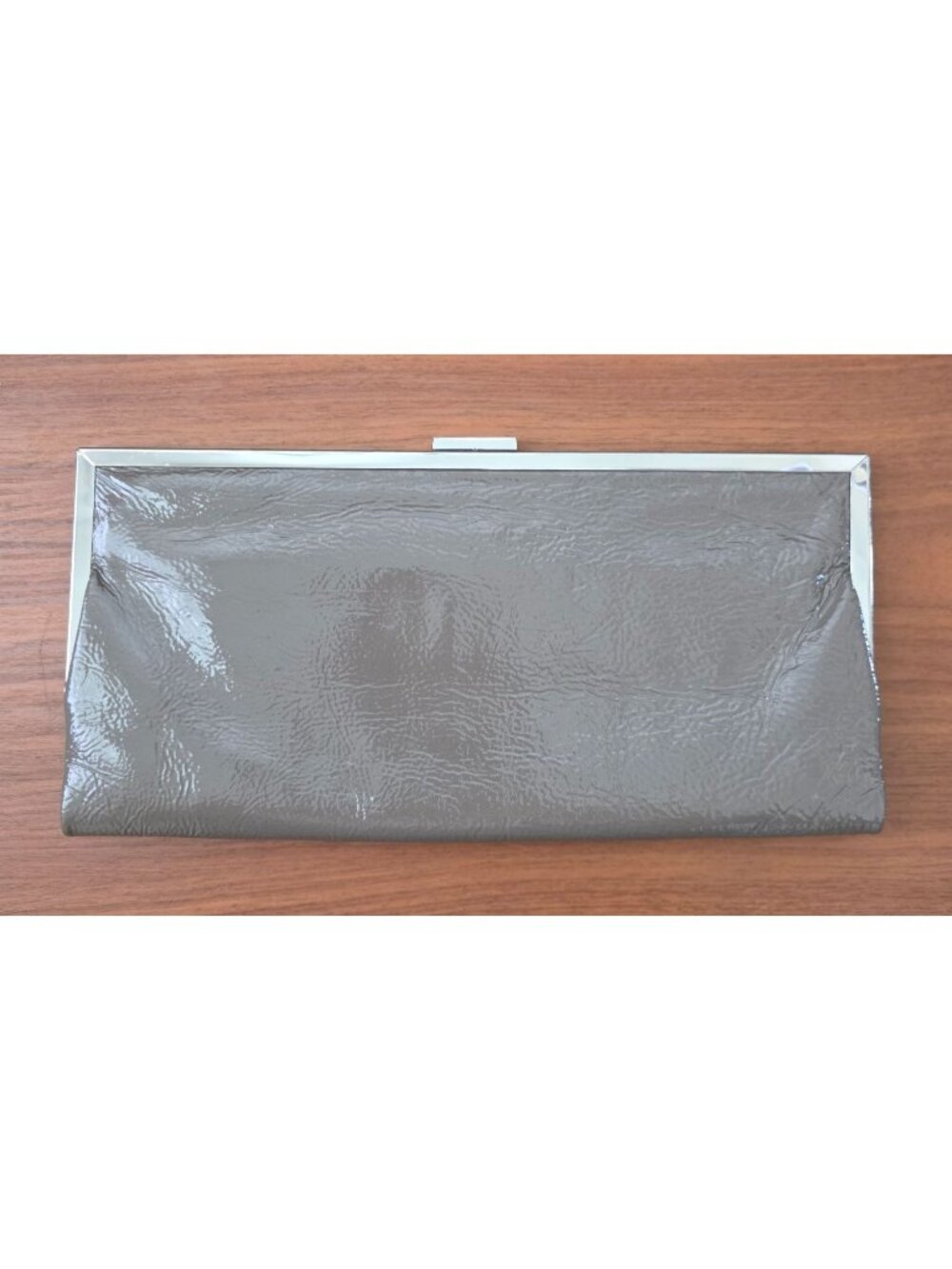 Vtg Hobo International Gray Soft Leather Frame Medium Clutch Wallet Hand Purse